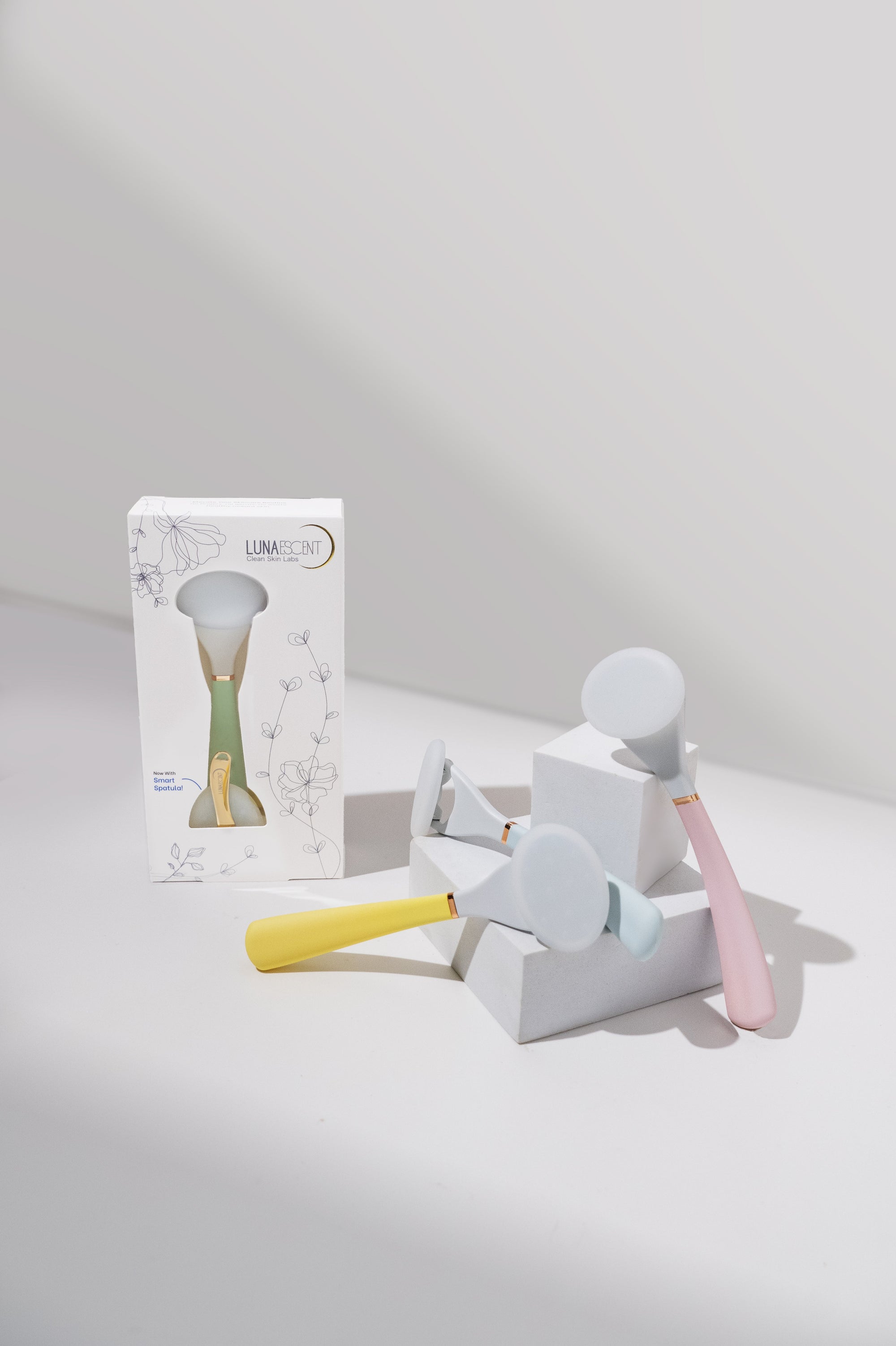 Collection of various colors of the LUNAESCENT applicator tool